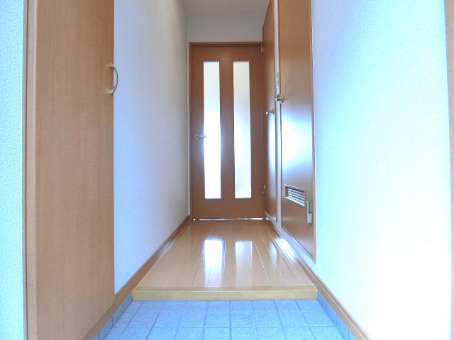 アーニスト新合川の玄関