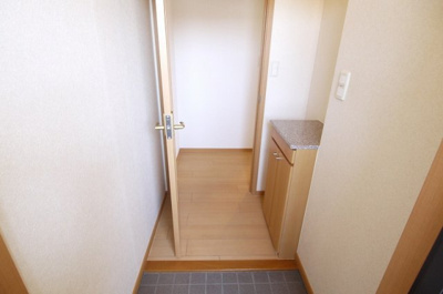 【玄関】 | ラッフィナート西陣