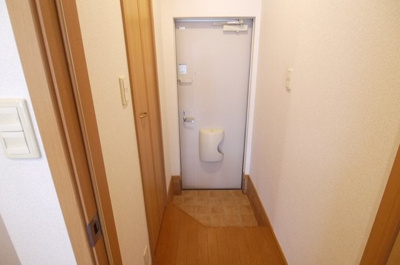 【玄関】 | メゾン・ラピュ－タ