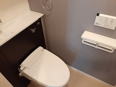 【トイレ】 | ラ・ソルティ－