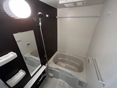 【浴室】 | ラフィーネ（Ｒａｆｆｉｎｅ） | バス