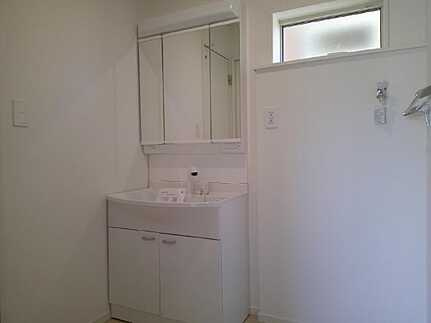 安芸郡熊野町呉地1丁目　新築一戸建て(全7棟)の独立洗面台