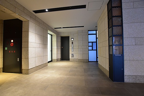 墨田区亀沢４丁目の賃貸マンションのロビー