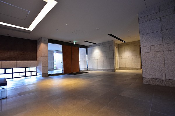 墨田区亀沢４丁目の賃貸マンションのロビー