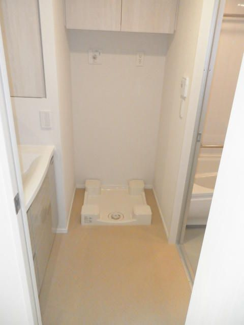 墨田区亀沢４丁目の賃貸マンションの玄関