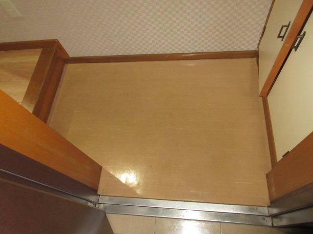 パーソナルハイツの玄関