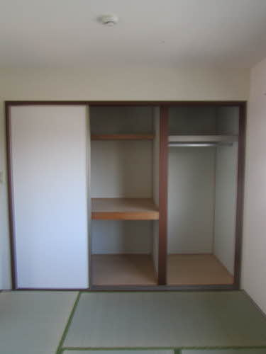 フォーレス・いすずB棟の和室