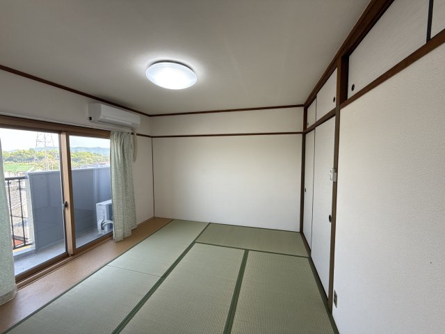 溝口ハイツの子供部屋