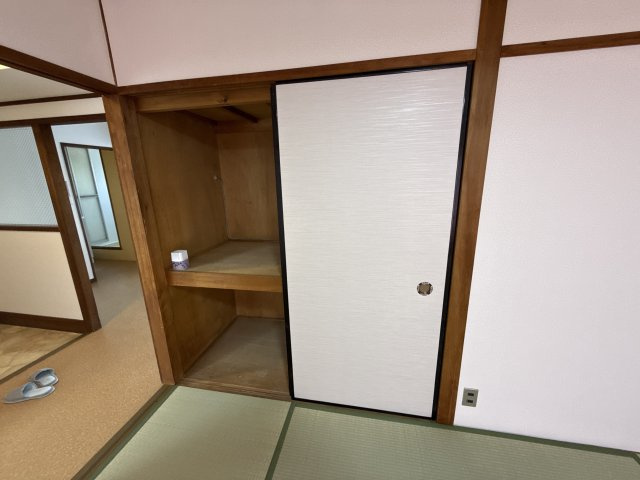 溝口ハイツの収納