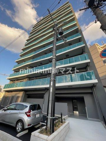 レオンヴァリエ長堀通の外観