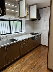 伊東市　ゴルフガーデン別荘地のキッチン