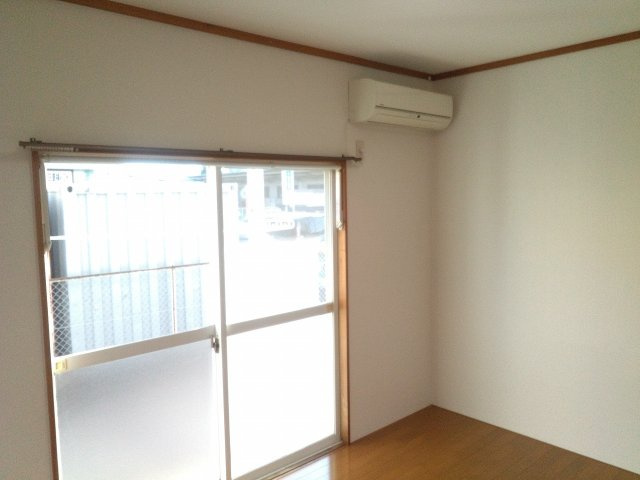 森久保ハイムの居間・リビング|他室参考写真