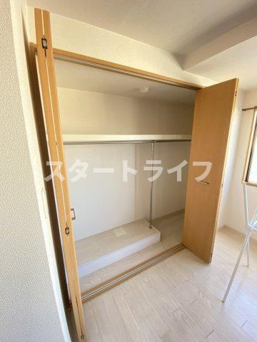 大阪市淀川区西三国３丁目の賃貸マンションの収納|参考写真