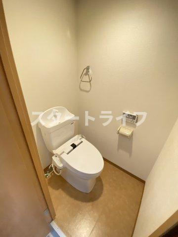 大阪市淀川区西三国３丁目の賃貸マンションのトイレ|参考写真