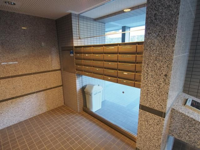 【エントランス】 | イーストヴァリュー弦巻