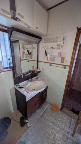 中古住宅　岩井1丁目の洗面所