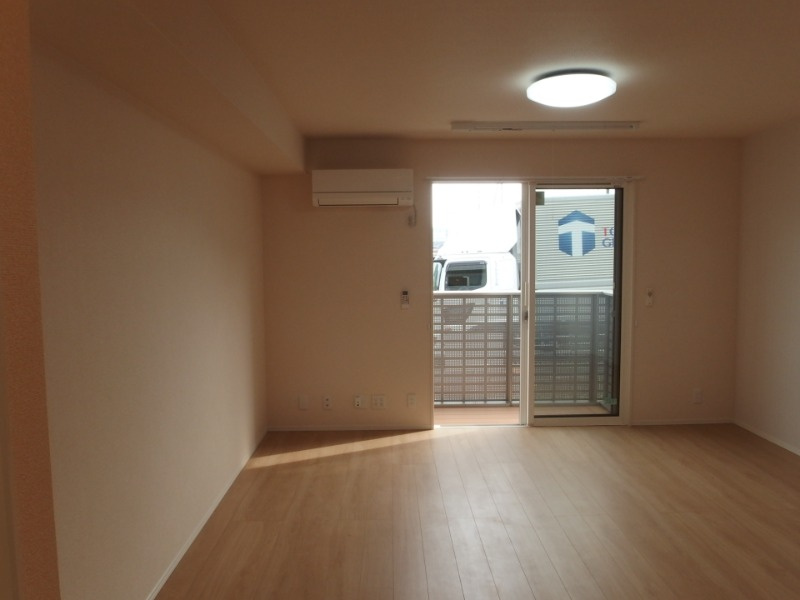 ラフィネ藤川の居間・リビング