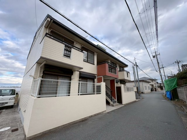 ソファレビエン