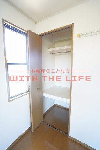 ネオポリス津福【キャッシュバック対象物件】の収納|便利な収納スペースです