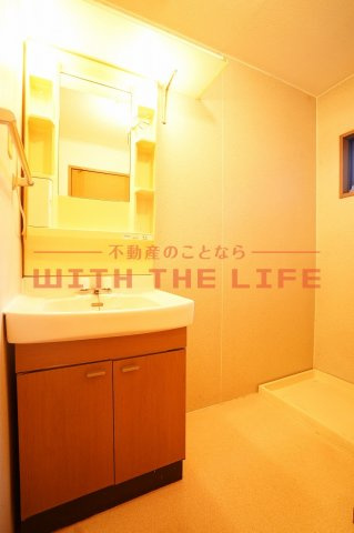 ネオポリス津福【キャッシュバック対象物件】の洗面所|広い洗面スペース