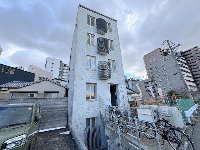 サンクアパルトマンの外観