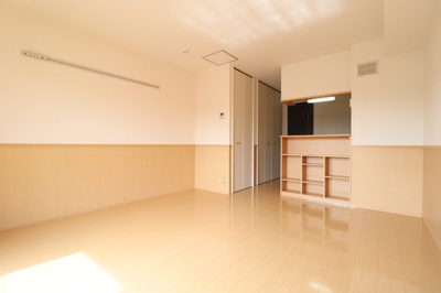 【居間・リビング】 | ＳＫＹ