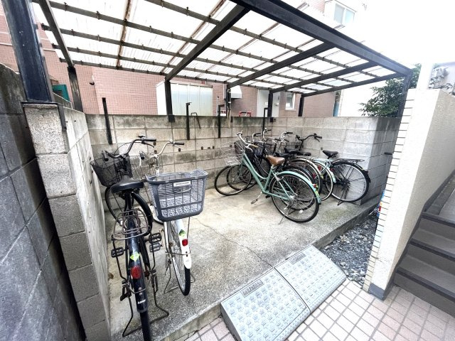 サンロード中浦和Ⅱの設備|駐輪場