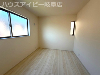 【洋室】 | 各務原市川島小網町新築建売全4棟！お車スペース3台可能！長期優良住宅！耐震等級3・住宅性能評価書取得 | 各務原市川島小網町新築建売全4棟！お車スペース3台可能！長期優良住宅！耐震等級3・住宅性能評価書取得！