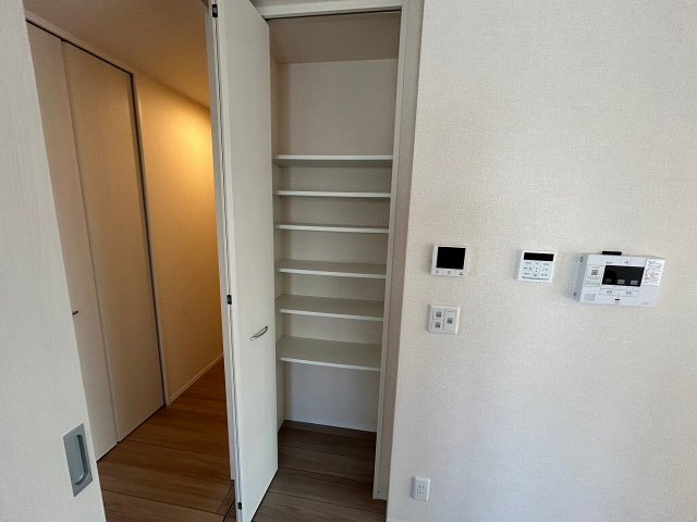 グランテージ海神Nの収納|便利な収納スペースです