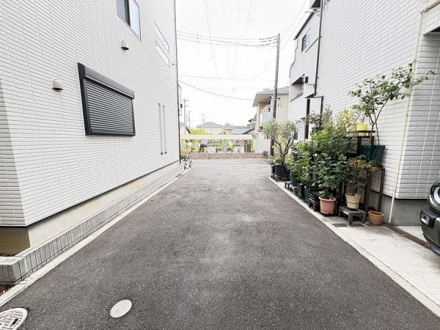 【前面道路含む現地写真】 | 志木市幸町2丁目　中古一戸建住宅　(丸井志木店) | 現地（2026年4月）撮影／落ち着いた環境