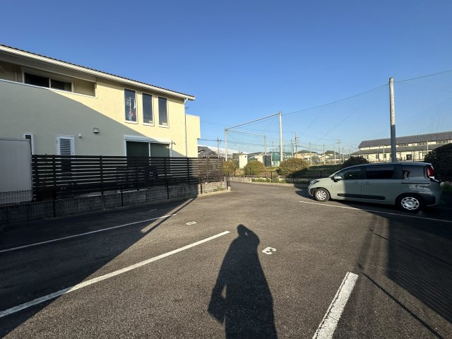 ふれあいハイツの駐車場
