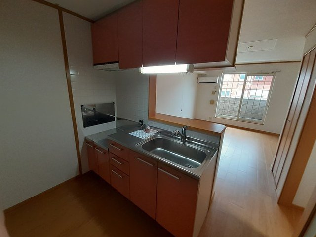 コータ・コートのキッチン