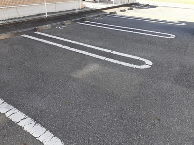 【駐車場】 | ジェルメ・ネオⅢ