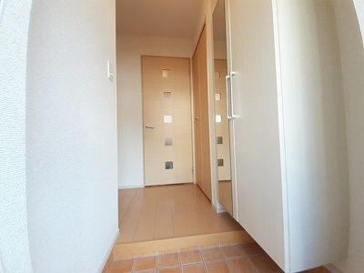 【玄関】 | リーベル・ヴィテ