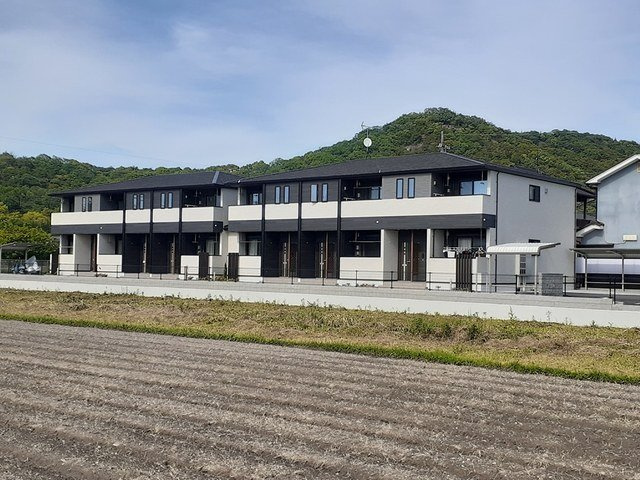 シーズンテラス勝原
