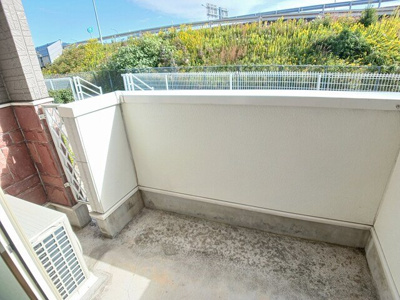 【バルコニー】 | グリーン・ゲーブルズＢ