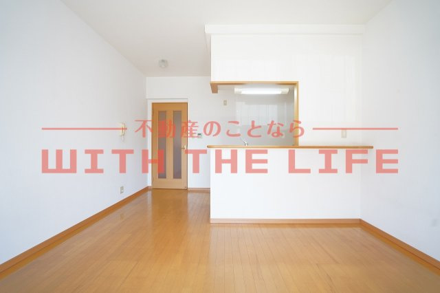 キャッスルコート【10,000円キャッシュバック対象物件】の内装|過ごしやすい室内です