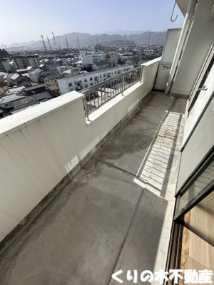 【バルコニー】 | ルミウス常盤通 | 広々としたバルコニーです