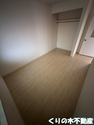 【洋室】 | ルミウス片山 | 明るい洋室です