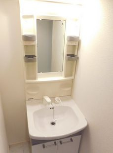 Volante並木の独立洗面台