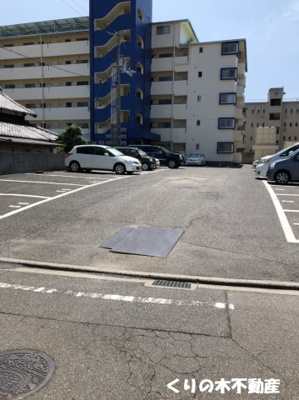 【駐車場】 | ルミウス鯉池 | 駐車場に車を止められます