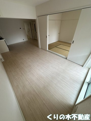 【居間・リビング】 | ルミウス鯉池 | ゆったりとしたリビングです