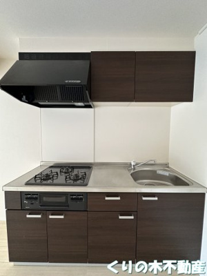 【キッチン】 | ルミウス鯉池 | お料理しやすいキッチンです