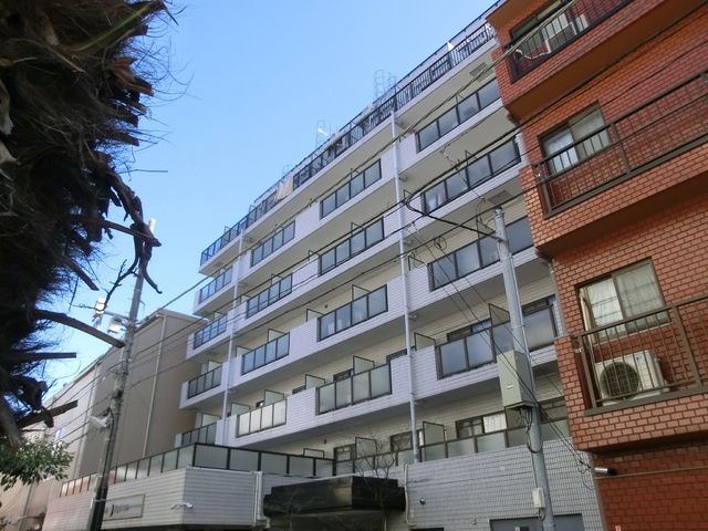 葛飾区西新小岩１丁目の賃貸マンションの外観|エントランス側からの外観です。