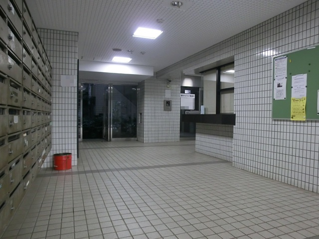 葛飾区西新小岩１丁目の賃貸マンションのロビー|エントランスロビー。