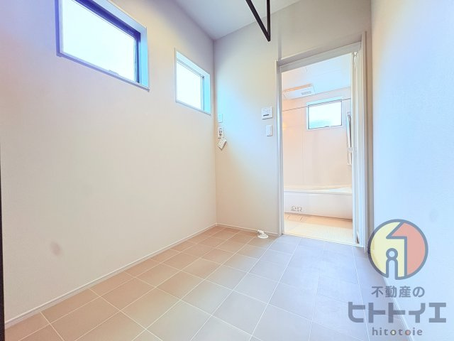 タマタウン岡山小北の玄関