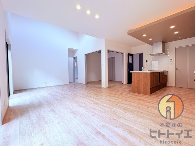 タマタウン岡山小北の居間・リビング