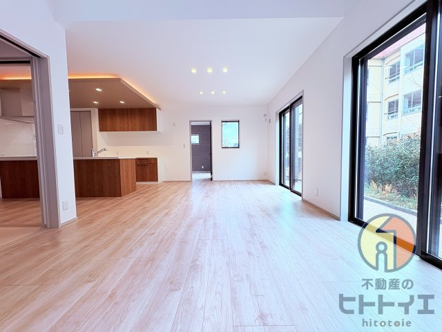 タマタウン岡山小北の居間・リビング