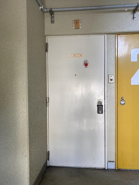 コーポ春日野　の玄関