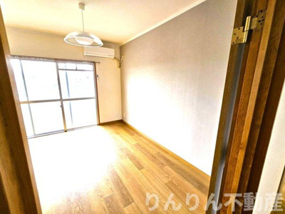 【洋室】 | シティコーポ倖 | 個人の部屋や寝室として使える洋室です